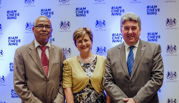 Viceministro Narciso Reyes, Embajadora Sharon Cambpell y Embajador Chris Campbell