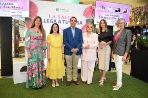 Luisa Feliz, Orquídea Diaz, Pablo Mateo, Rommy Grullon, Mirna Santiago y Dulce Mariñez.