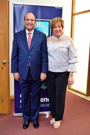 Julio Castaños Guzmán y Velkys Zouain de Castaños.