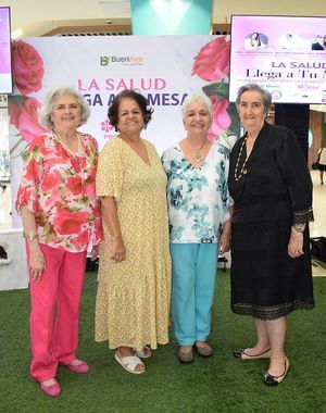 Mayra de Franco, Ana Angélica Moreno, Margarita Mendoza y Águeda Santos de Mateo.