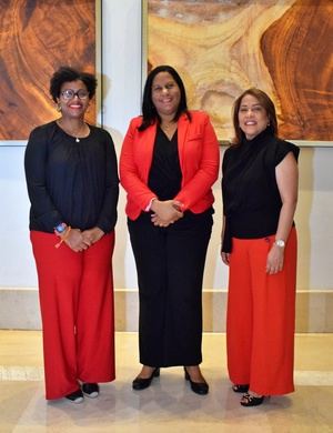 Lissett Soriano, Laura Lapaix y Noemí Herrera.