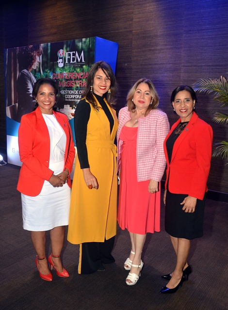 Zoila Fernández, Gilber Poulet, María de los Ángeles Romero y Fiona Almonte.