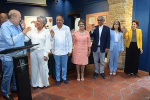 Juramentan nueva directiva de la Fundación Amigos del Museo de las Casas Reales