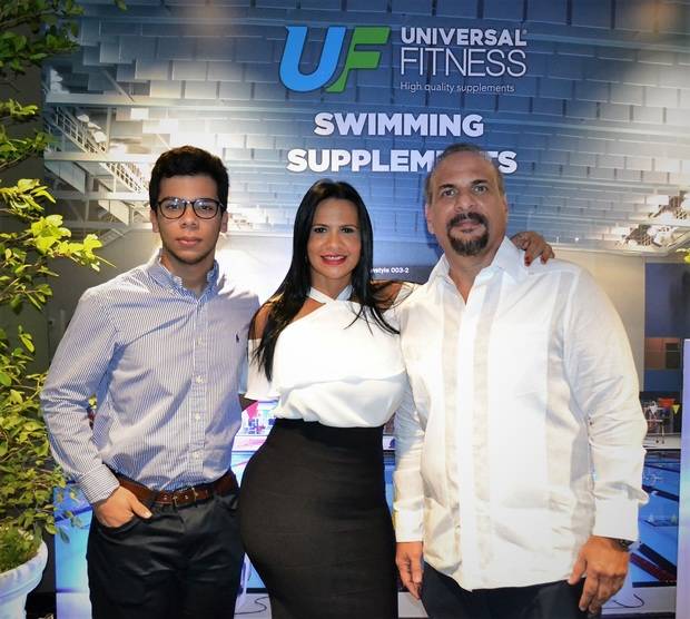Universal Fitness celebra 22 años con cambio de imagen