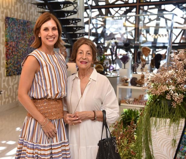 Laura Betances y Elba Bermúdez.