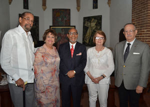 El Caf&#233; Literario rinde homenaje a Jorge Severino y Abil Peralta Ag&#252;ero 