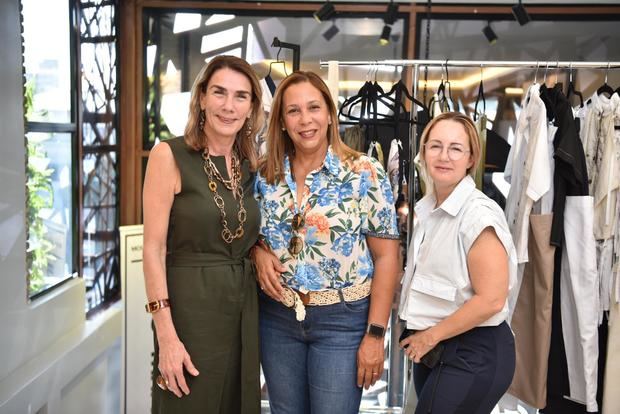 Alba Bogaert, Shernia Batista y Wanda Bencosme.