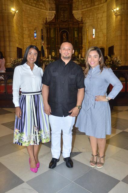 Nicole Sánchez, Luis Álvarez e Ilda Sánchez.