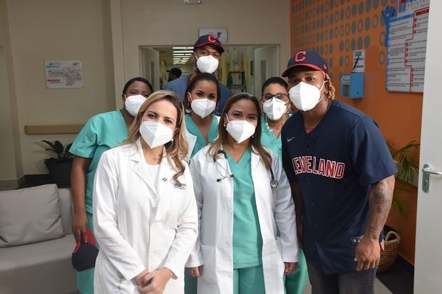 Jugador de los Indios de Cleveland José Ramirez felicita a los médicos dominicanos por su labor, y se toma como ejemplo la maravillosa labor que hace con los niños, niñas y adolescentes el Hospital Pediátrico Dr. Hugo Mendoza.   