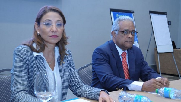 Alma Morales y Rafael Sánchez Cárdenas