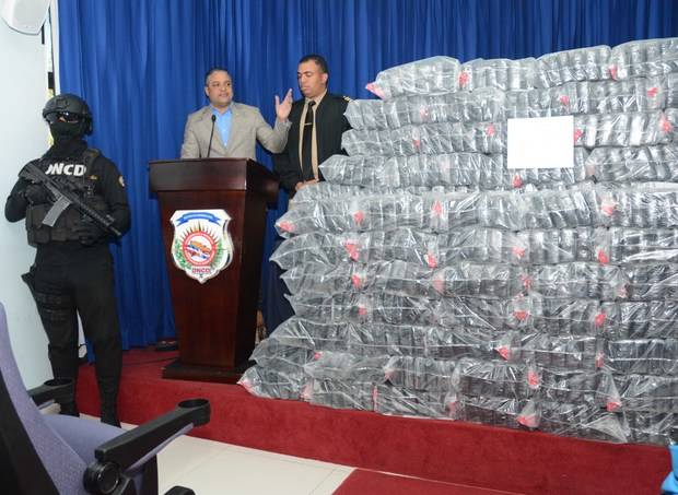 (DNCD) con  apoyo Interagencial, de la Armada de República Dominicana y bajo la coordinación del Ministerio Público, ocuparon 499 paquetes de droga.