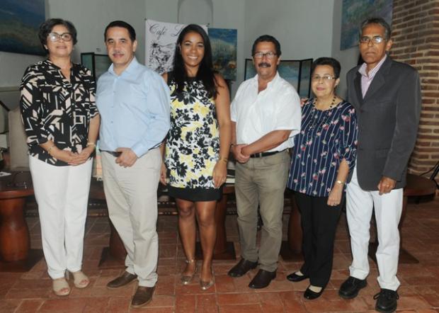 Nidia de los Santos, Valentin De Moya, Esmeralda Garcia, Wenceslao de los Santos, Ana Pichardo de los Santos y Victor Pichardo de los Santos.