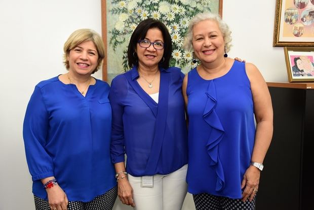 Rosa Guzmán, Rosa Heredia y Jeanette Martínez