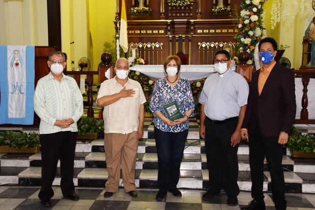  La ministra de Cultura donde agotó una amplia agenda que le permitió reunirse y conversar con las autoridades municipales, provinciales, gestores de entidades culturales y con representantes de la iglesia católica.