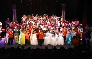 Teatro Orquestal Dominicano conmemora su sexto aniversario con espectáculo “Sensible de Todo” 