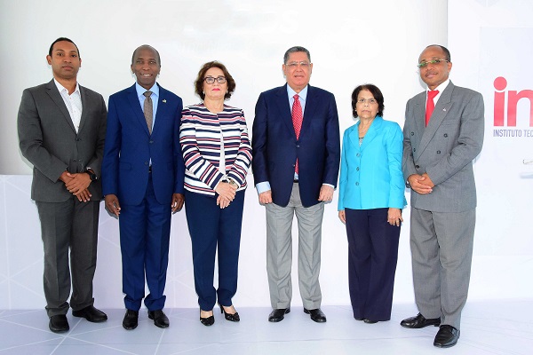 Juan Montero, Andrés de las Mercedes, Celeste Abreu, Ramón Valerio, Altagracia López y Juan Francisco Jaspez