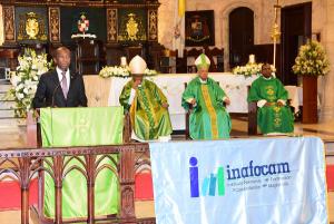 Inafocam realiza Eucaristía y ofrenda en el Altar de la Patria con motivo de su XVIII aniversario