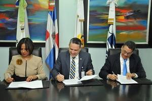 Entidades firman acuerdo para dar cumplimiento al C&#243;digo El&#233;ctrico Dominicano