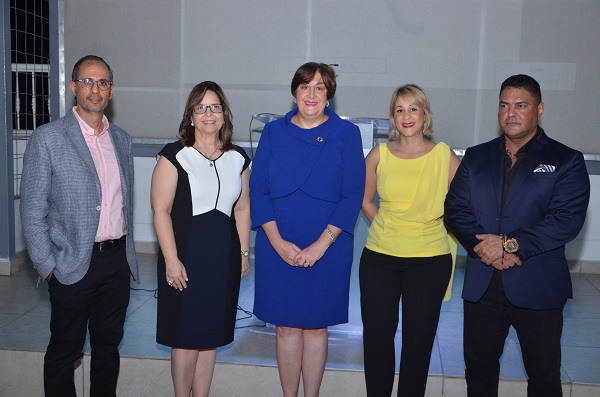  Oscar Hasbún, Alexandra Read, Arabella Michelén, Nayibe Germosén y Omar Marte