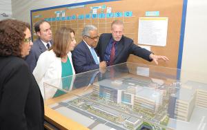 Ministro de Salud supervisa avances en construcción Ciudad Sanitaria Luis E. Aybar
