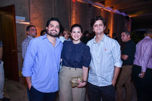 Esteban Taveras, Aida Vásquez y Diego Ordeix.