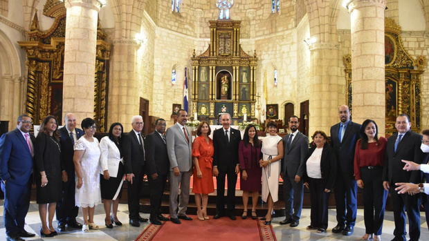 MESCYT celebra 44 aniversario además resaltan logros en primeros dos años de gobierno.