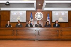 Juramentan 35 jueces de Paz egresados de la Escuela Nacional de la Judicatura