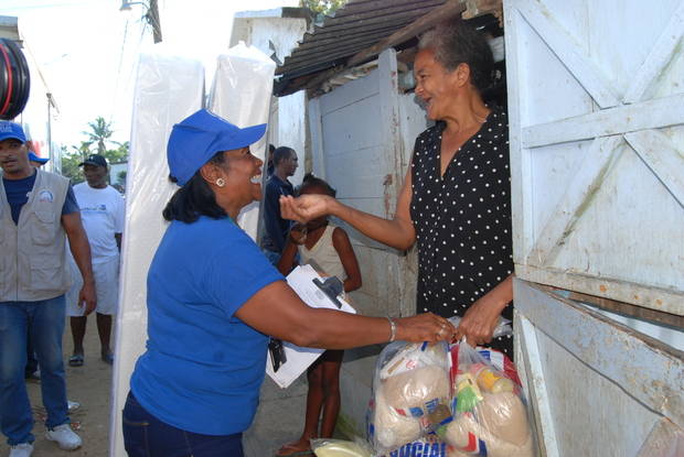 Plan Social ha beneficiado más de 8 mil familias afectadas por huracán María 