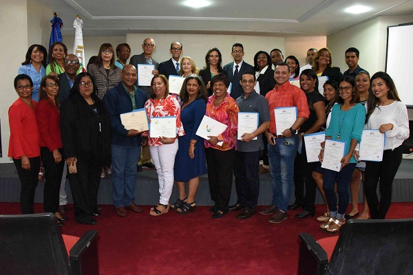 Participantes en los programas de capacitación y formación durante 2l2017