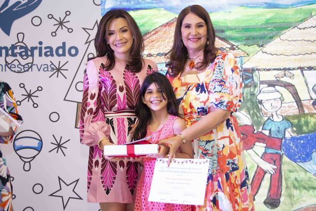 Voluntariado Banreservas convoca al 54 o Concurso
de Pintura Infantil Navideño Nidia Serra.
