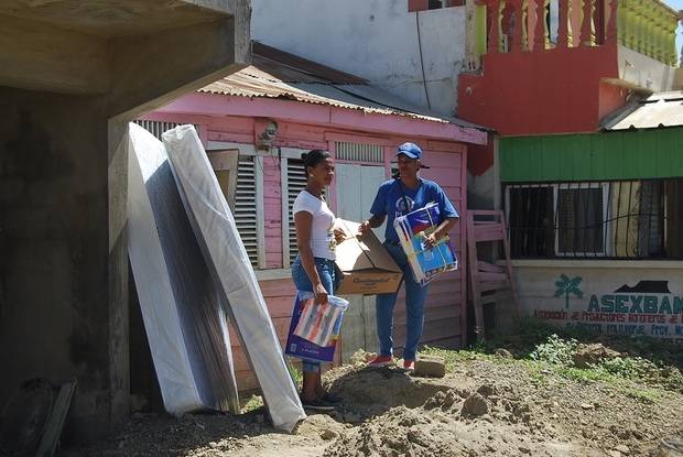 Familias reciben asistencia del Plan Social de la Presidencia.