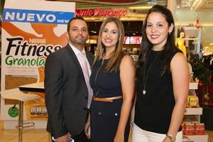 Daniel Martínez, Maureen Comarazamy y Patricia Batista. 