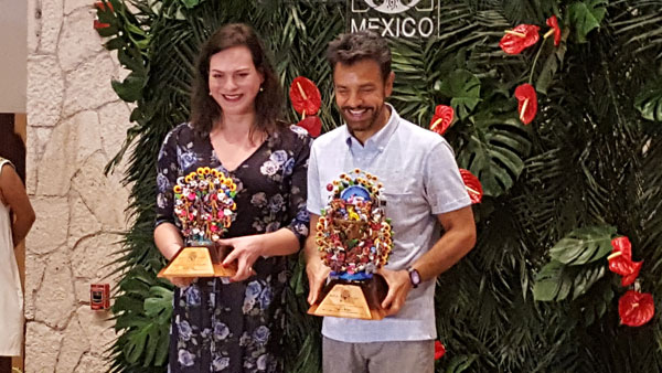 Daniela Vega y Eugenio Derbez