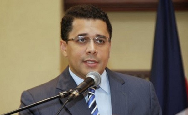 Alcalde David Collado invita a la ciudadanía a sumarse a Maratón de Santo Domingo