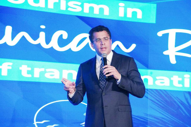 David Collado dice turismo recupera más de 80 mil empleos