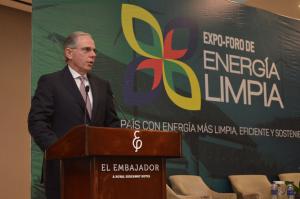 AMCHAMRD insta a sector público y privado a promover la producción de energía limpia y renovable