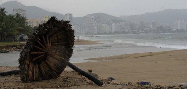 Décima depresión tropical del Atlántico amenaza llegar a Bahamas como huracán.