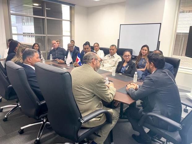 Delegación en la embajada Japón.