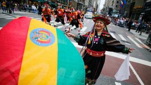 Desfile de la Hispanidad recorre Nueva York en el 150 aniversario de La Nacional
