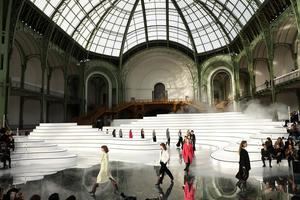 París volverá a celebrar desfiles de moda presenciales en julio
