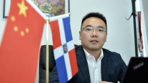 Ding Xinfeng: “Aprovecharemos relaciones RD-China para contribuir en el desarrollo de las TIC en dominicana”