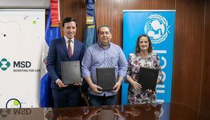 UNICEF firma acuerdo para reducción de mortalidad materno infantil.