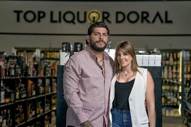 Top Liquor Doral presenta la nueva experiencia personalizada de vinos y licores
