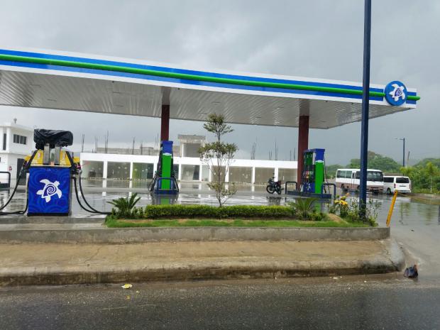 Ministerio de Industria y Comercio cierra estación de combustible