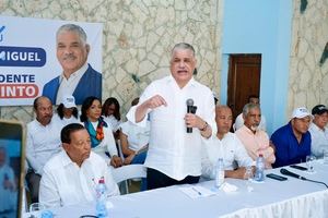 Miguel Vargas: “Daremos mayor apoyo presupuestario a los ayuntamientos”