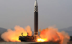 Corea del Norte dispara dos nuevos misiles balísticos al mar de Japón