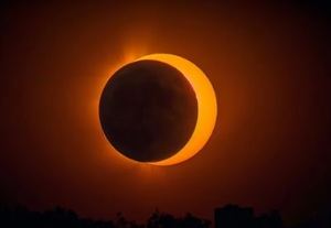 Eclipse total solar.