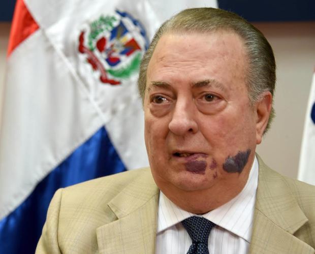 Arq. Eduardo Selman, ministro de Cultura quien consideró a Hugo Tolentino Dipp como un ciudadano que hizo valiosos aportes a la sociedad dominicana.