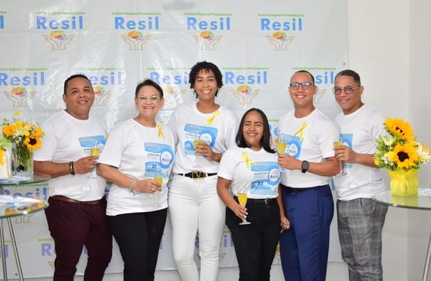 Edward Castillo, Sandra Fernández, Yordani Hilario, Raquel Brito, Sugel de la Cruz y Fausto Rodríguez.