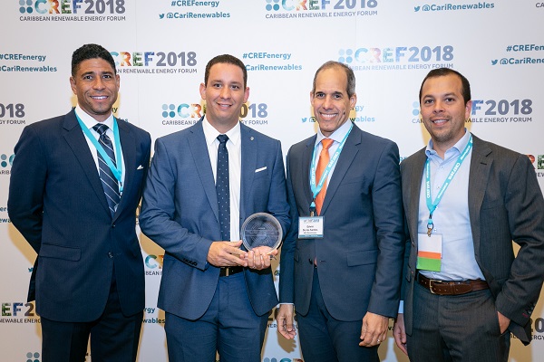 AES Dominicana recibe premio del año por el innovador sistema de almacenamiento de energía